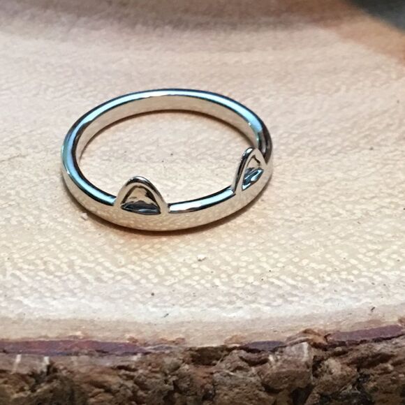 Cat Ears Solid Sterling Silver Ring Band - Picture 4 of 5